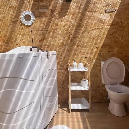 La Love Bulles& Jacuzzi Glamping